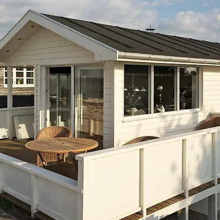 Enticing Holiday In With Sea Nearby
