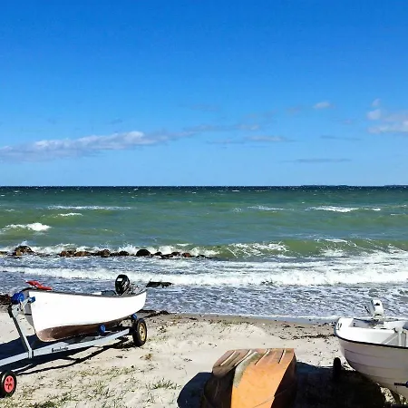 Enticing Holiday In With Sea Nearby Ferienhaus